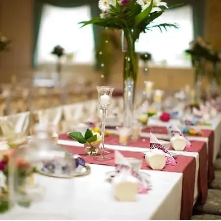 Dm & - Deutsches Haus