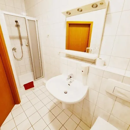 Dm & - Deutsches Haus Hotel